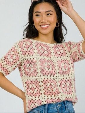Davi & Dani Granny Square Crochet Sweater Pink and Cream Size L Boho Shabby Chic